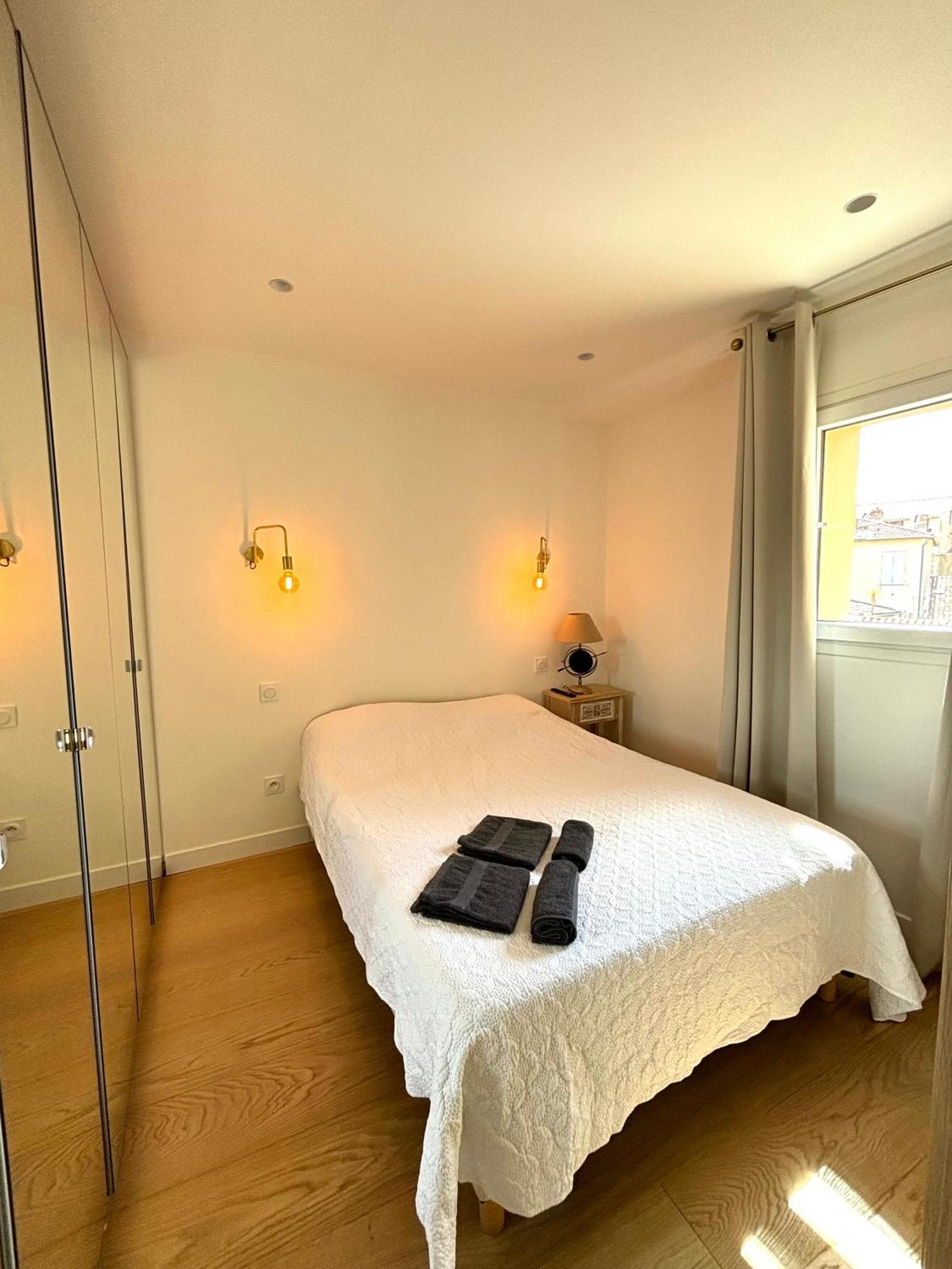 Duplex Old Town Antibes - New ! Appartement Buitenkant foto